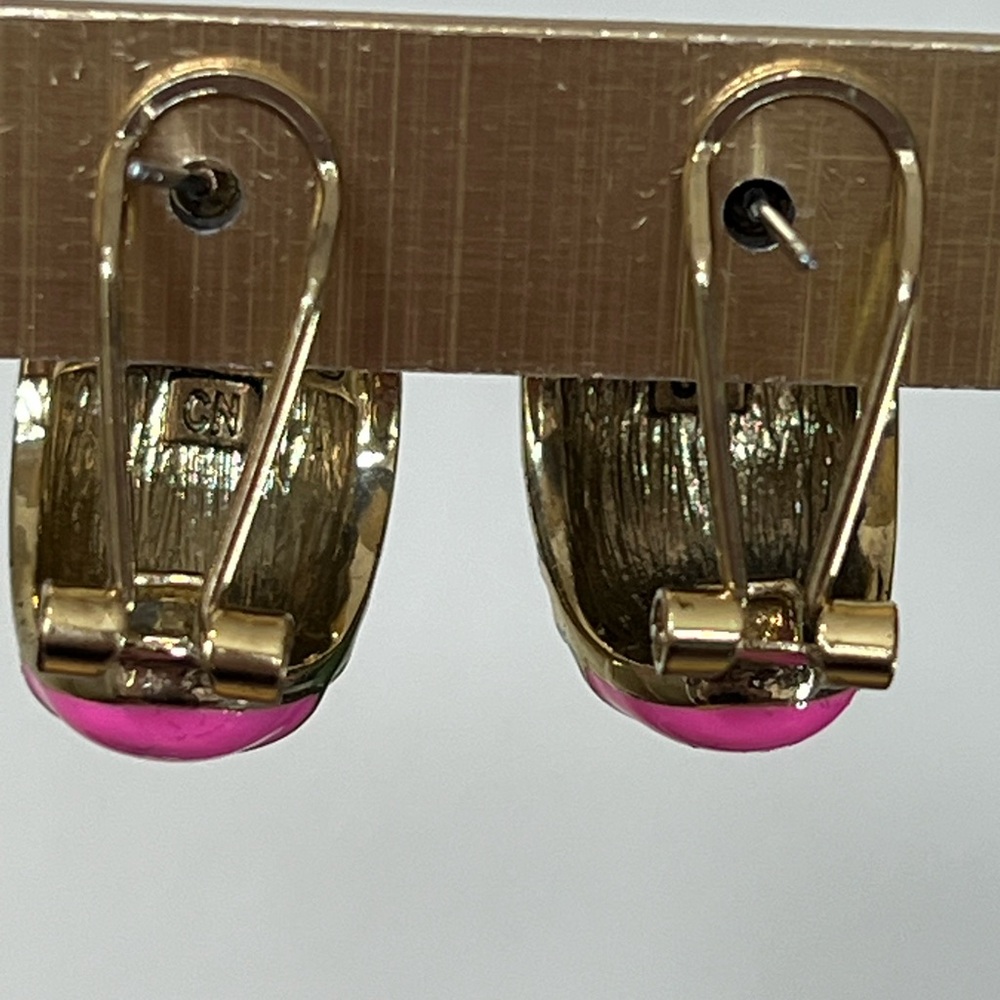 Heidi Daus 🆕 “Color Crazy” multi color half hoop omega for pierced ears earrings - Picture 6 of 7